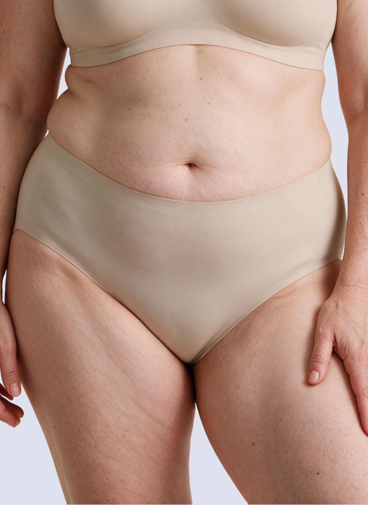 Nude high waisted seamless knickers, front view