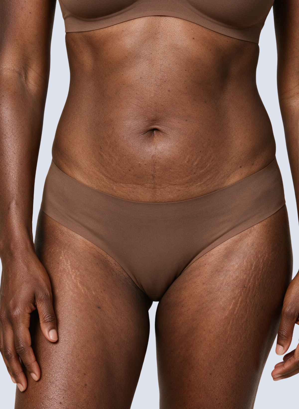 Caramel seamless mid rise knickers, front view