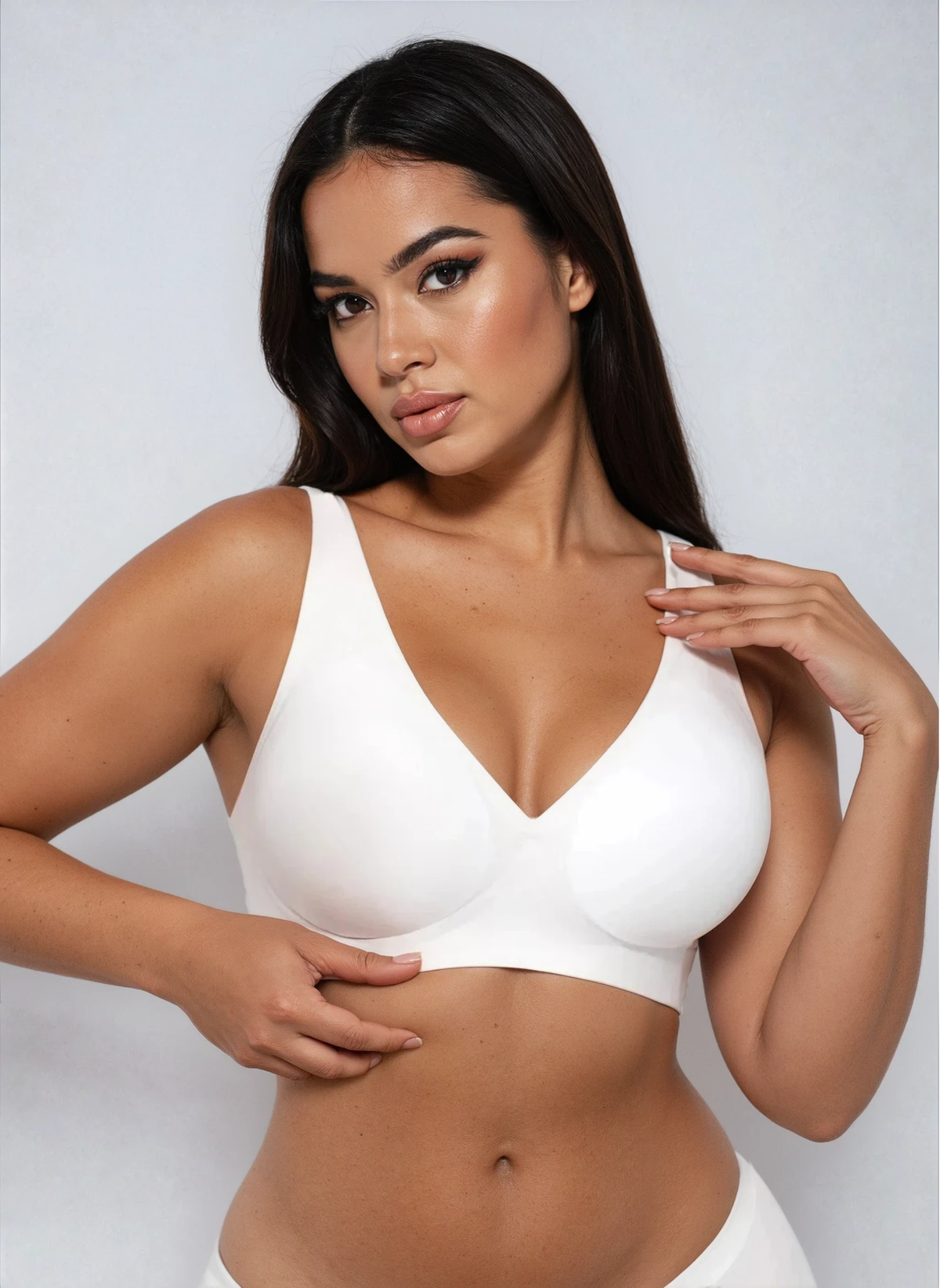White wireless deep V plunge bra, front view